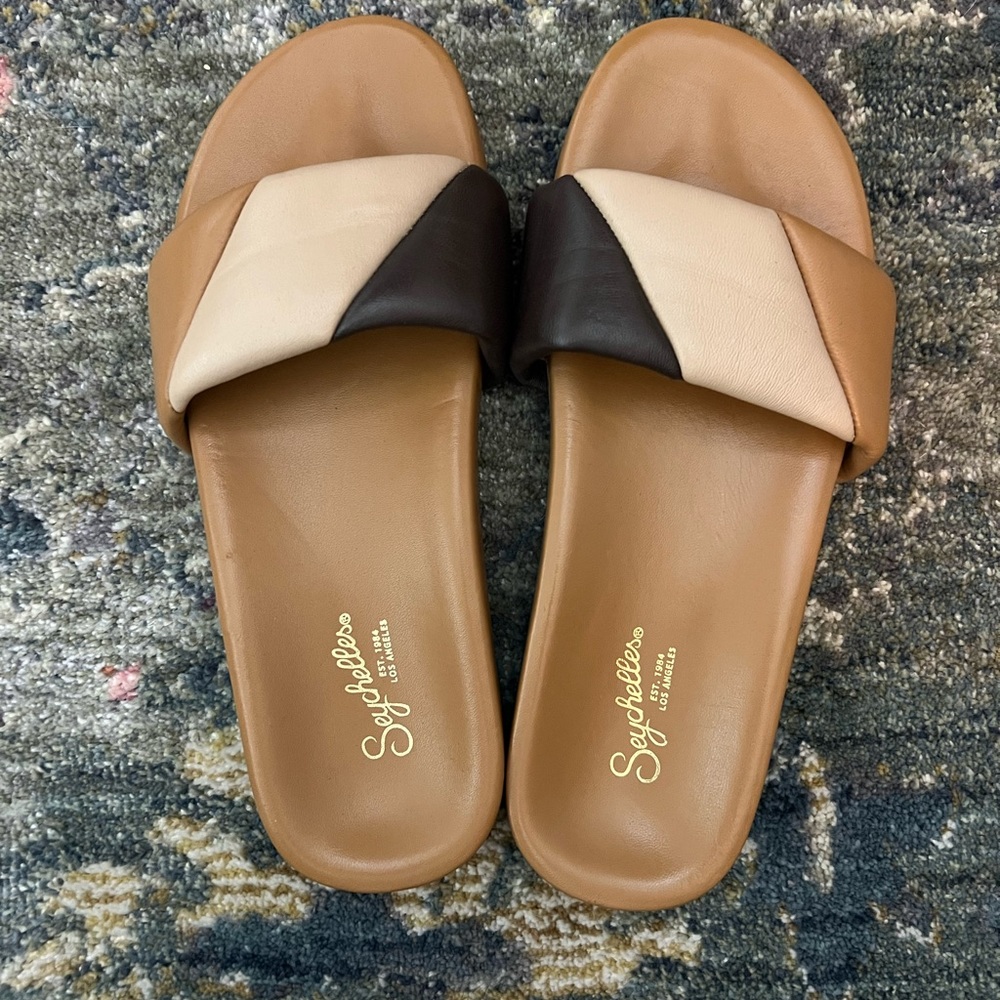 Women's Tan Slide Sandals